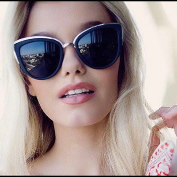 Quay Australia Accessories - QUAY BLACK SUNGLASSES
